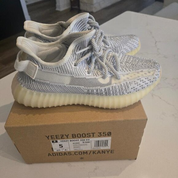 Adidas Yeezy Boost 350 V2 'Static Non-Reflective' EF2905 Size 5 - Picture 1 of 7
